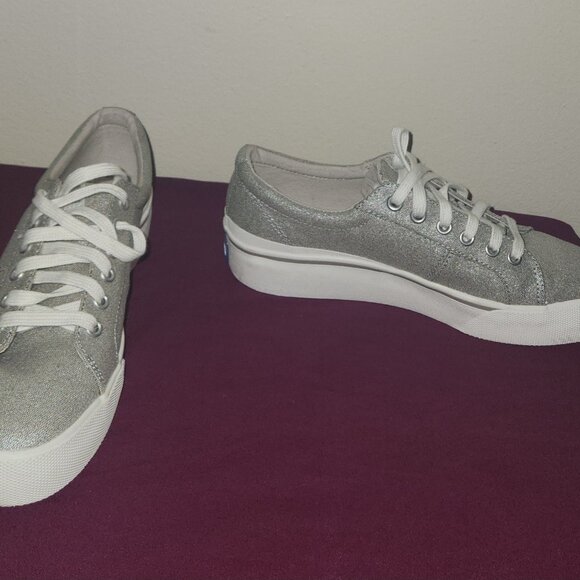 Keds Jump Kick Gray  Women Size 7.5 Pre Owned  Excellent  Condition - Picture 2 of 8